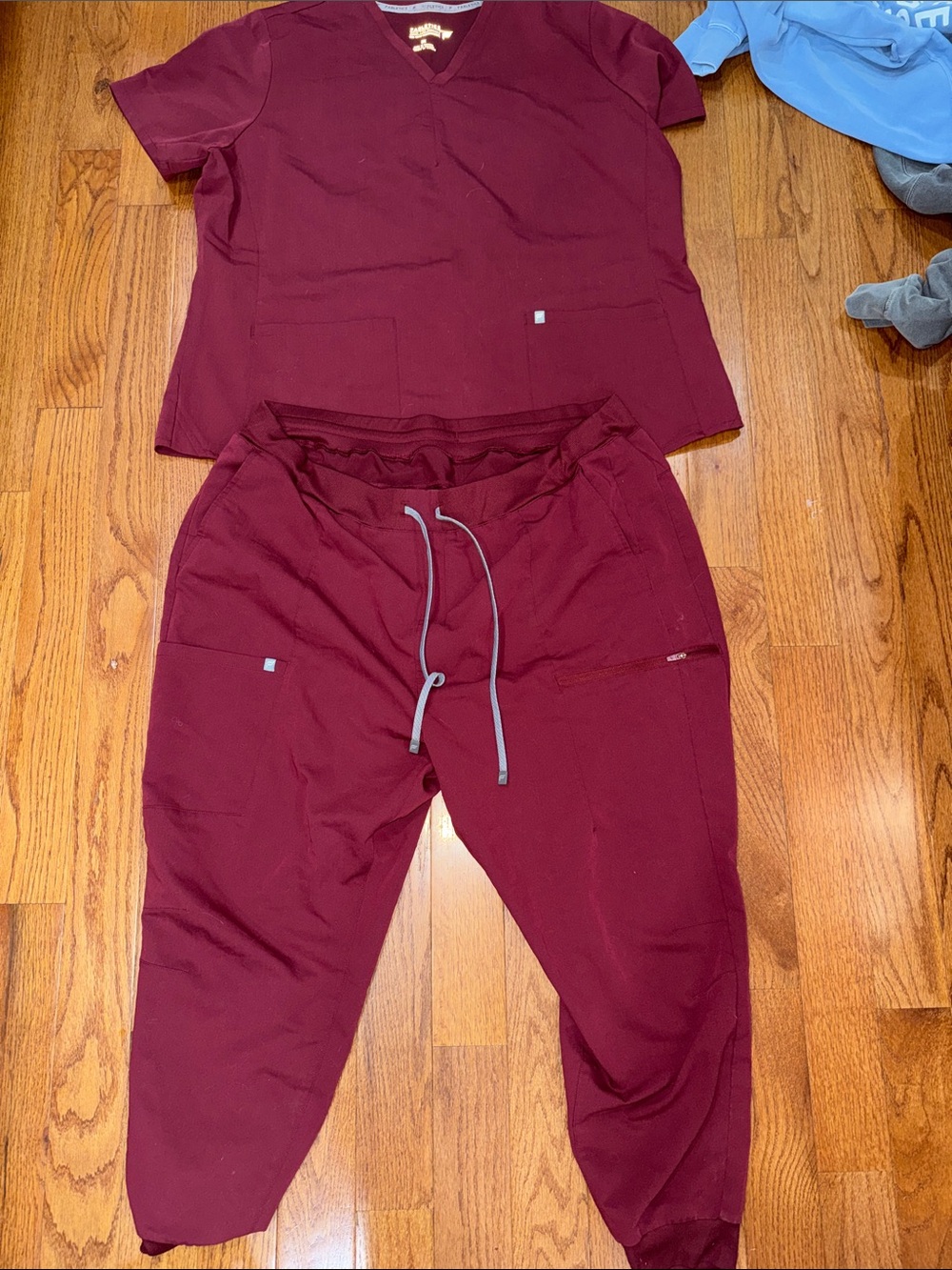Fabletics Burgundy Jogger Scrub Set